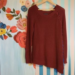 L knitted sweater
